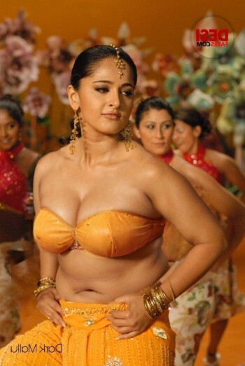 anushka shetty 24011b
