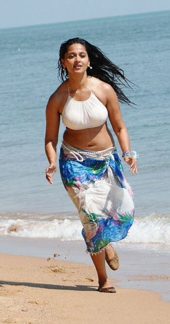 anushka shetty b4d7a5