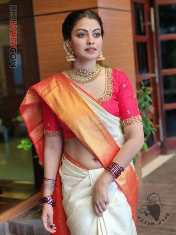 anusree nair dff7b8