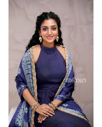 arsha chandini 03a4b5