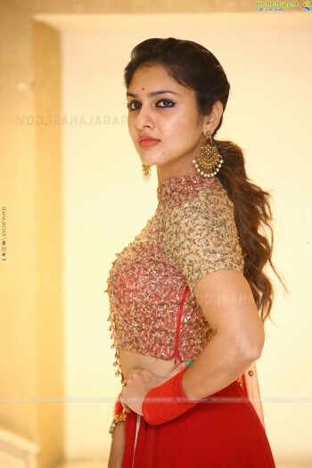 gayatri suresh 01222a