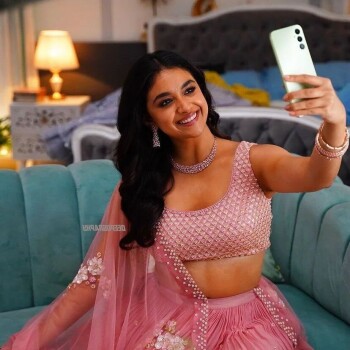 keerthy suresh e00d1a