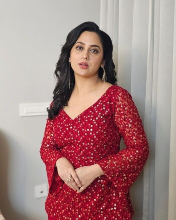 miya george f2f829