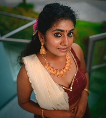 nimisha sajayan ee2765