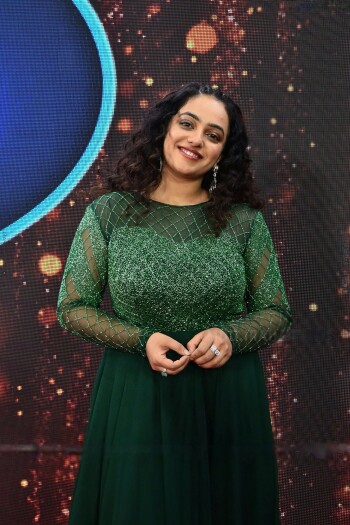 nithya menon 3196fc