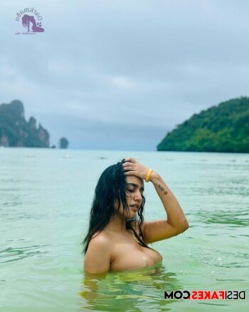 priya prakash varrier 2ac0bc