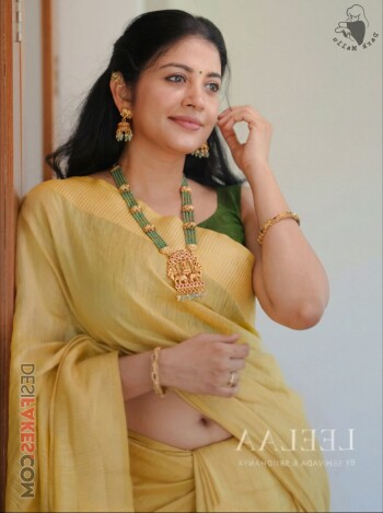 shivadha nair 210dd5