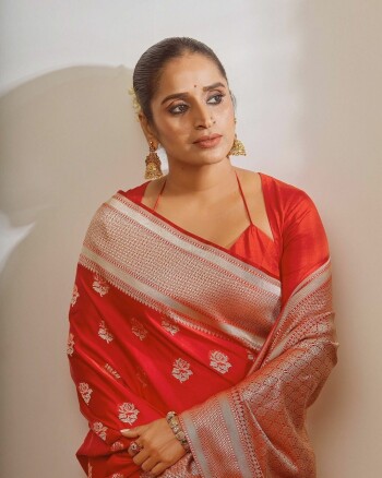 surabhi lekshmi 7100ce