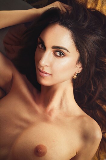 kiara avani 939095