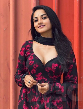cleavage show bde6fa