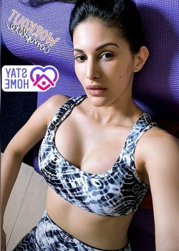 amyra dastur f67a59