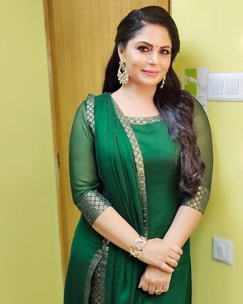 asha sharath d5a9a0