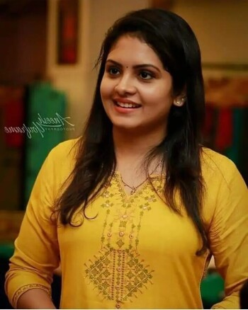 gayathri arun 3db0bd