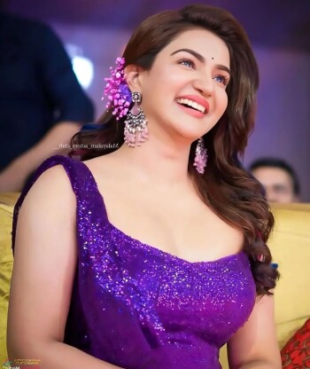 honey rose 59553f