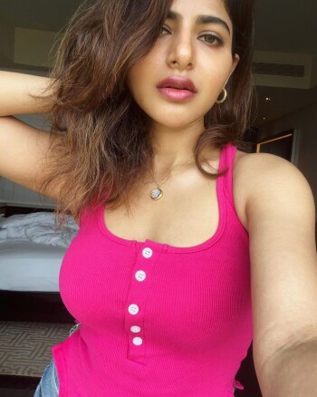 ishwarya menon 570c7c