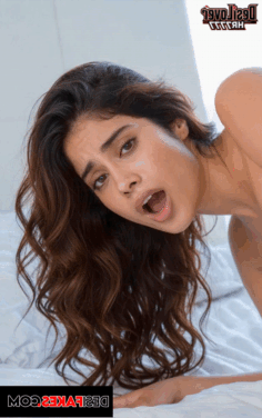 janhvi kapoor 4731c9