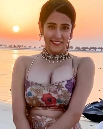 jonita gandhi 0ebede