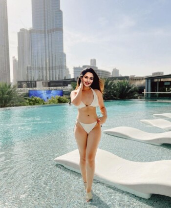 madhuri dixit bikini fe9d07