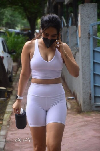 neha sharma 1208bb