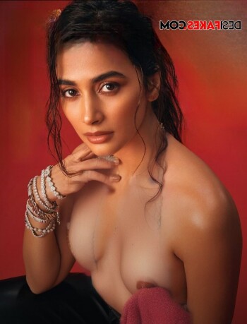 pooja hegde f59116