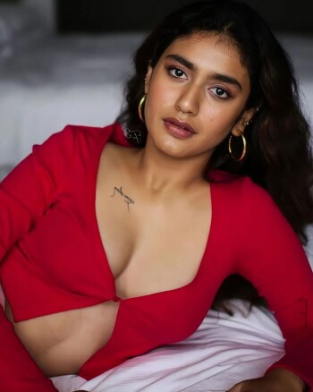 priya varrier 73412b