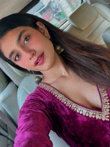 priya varrier b02fa9