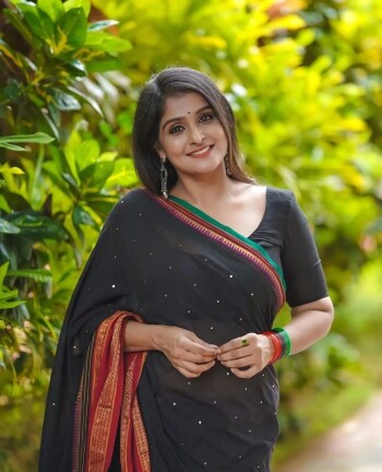 remya nambeesan deb0f3