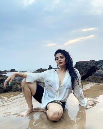 srimukhi nude 65c725