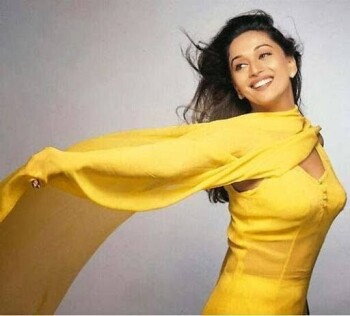 vintage madhuri dixit aaa12e