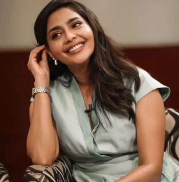 aishwarya lekshmi 6ad41e