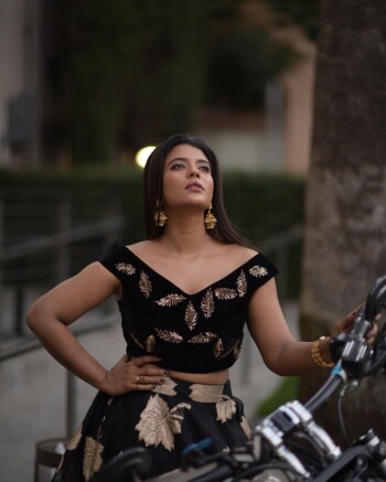aishwarya rajesh bb6642
