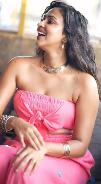 amala paul 12a879