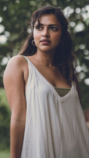 amala paul 175b2a