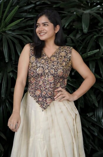 anarkali marikar b795b7