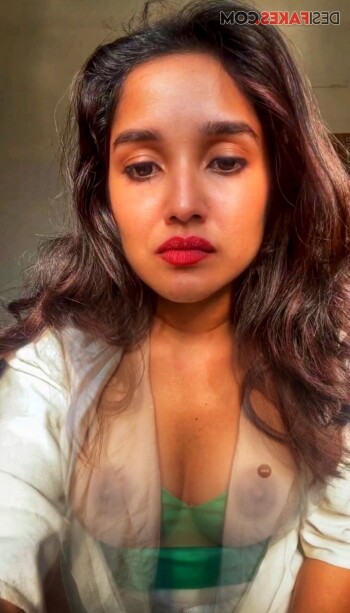 anikha surendran 395288