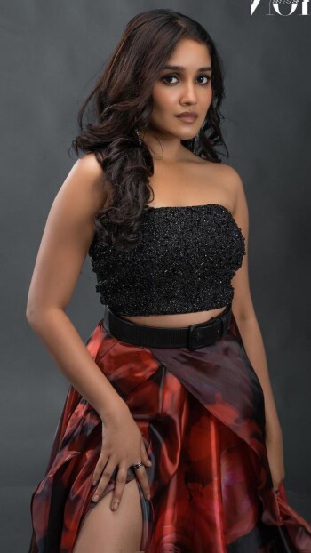 anikha surendran a9f183