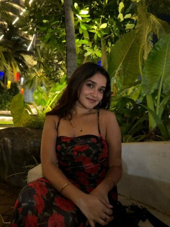 anikha surendranwach 5b3180