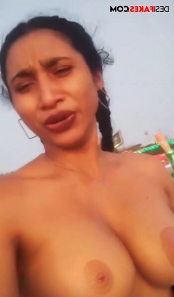 anjana mohan 0675de