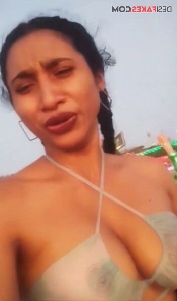 anjana mohan 351874