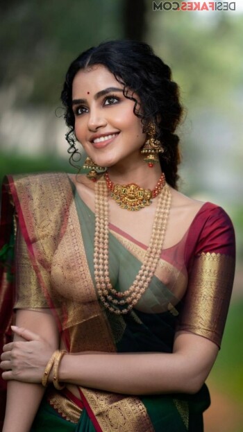 anupama parameswaran df6eb3