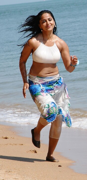 anushka shetty 2b55d2