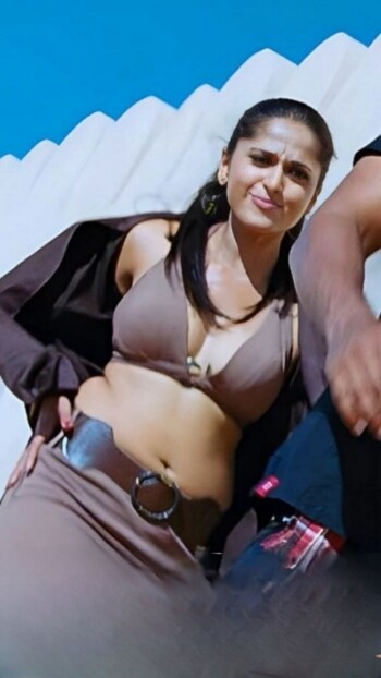 anushka shetty 576eaa