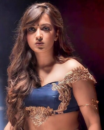 catherine tresa 72e000