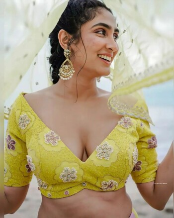 deepthi sati ee3e4f