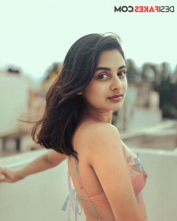 esther anil 16bab7
