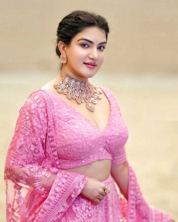 honey rose 0697da