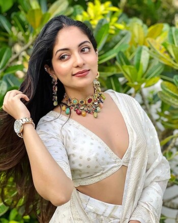 ishaani_krishna_d4a723.jpg