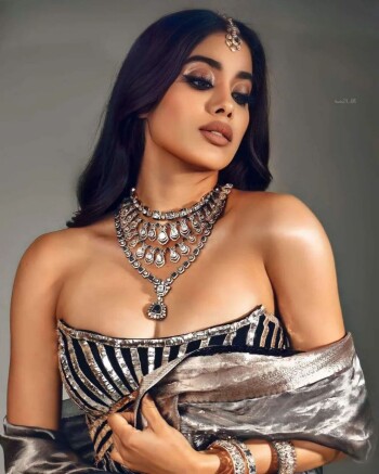 janhvi kapoor 06e5e7