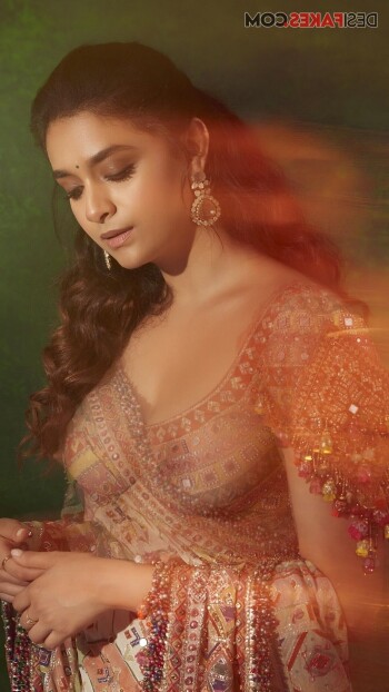 keerthi suresh 0bc4df