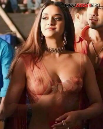 keerthi suresh c9ae17